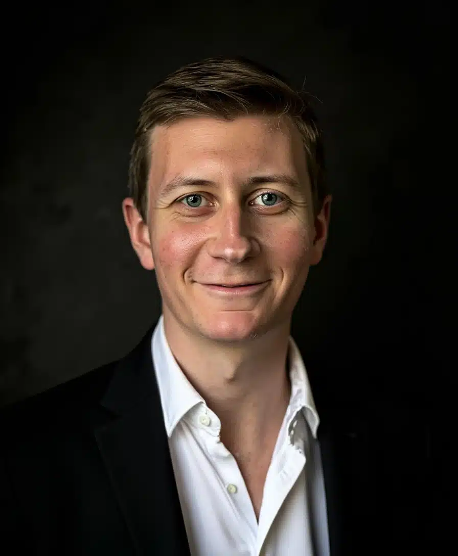 Headshot of Mads Porsborg, Managing Director @ CleanQuote